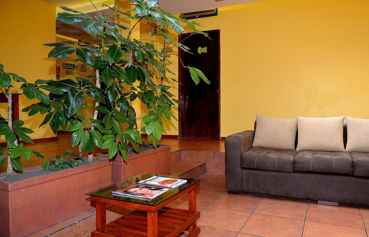 Hostal Terra 3 Quito Exterior foto